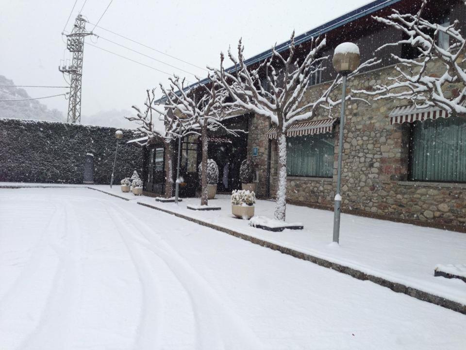 Hotel La Seu La Seu d'Urgell Kültér fotó